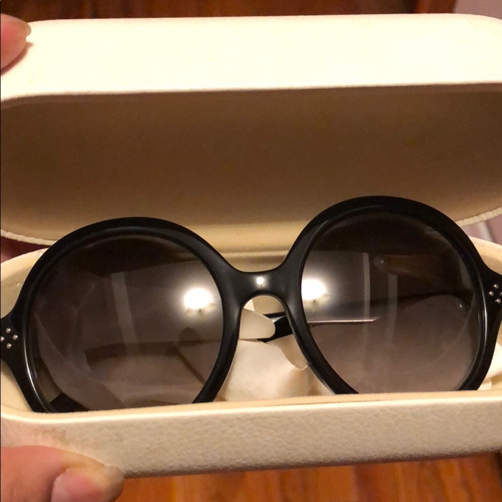 Chloe Oval Sunglass